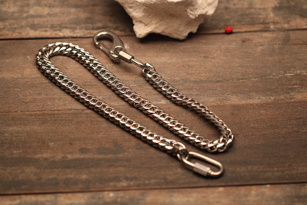 Cuban with carabiner