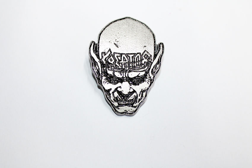 52 Kreator Behind the Mirror