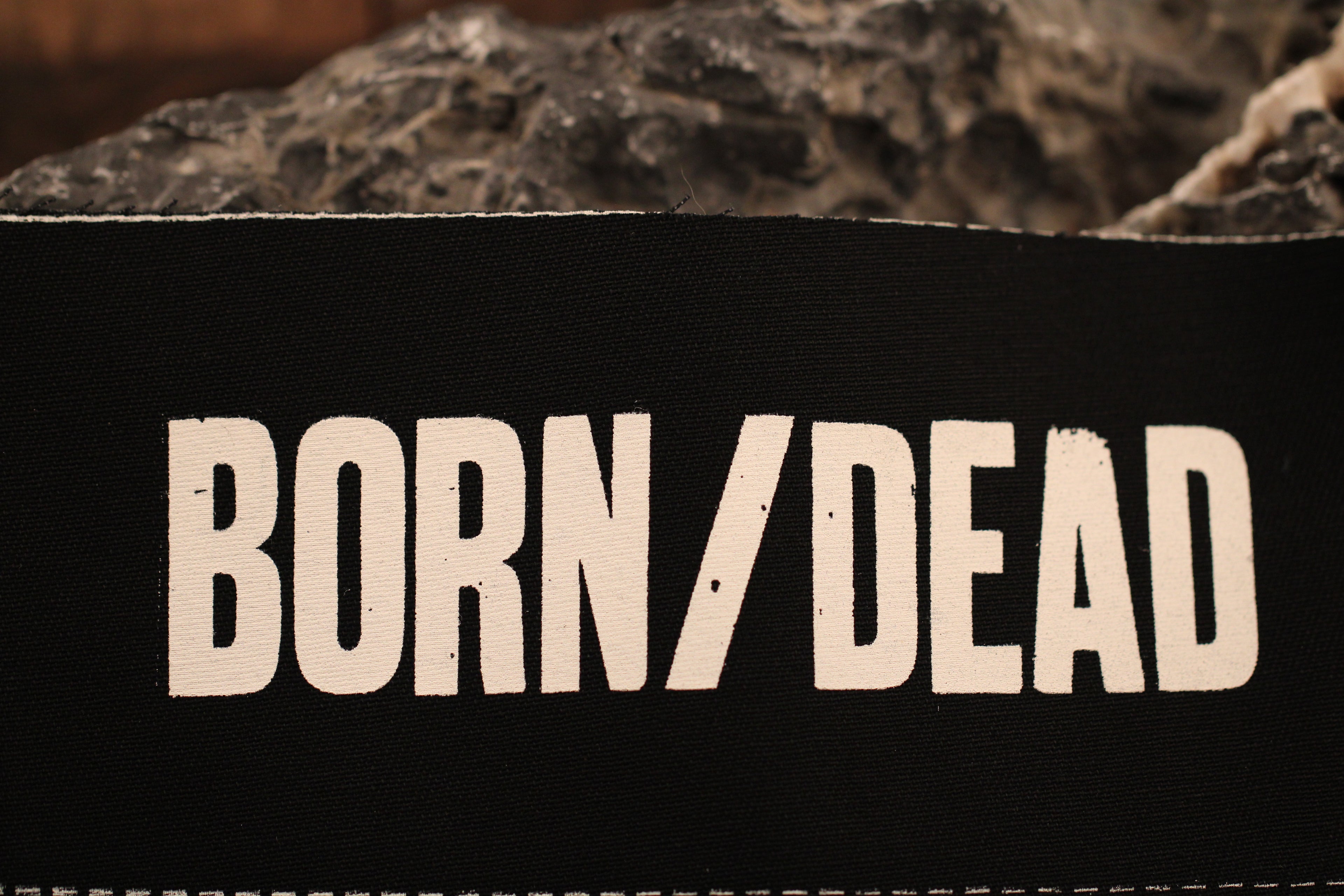 BORN/DEAD