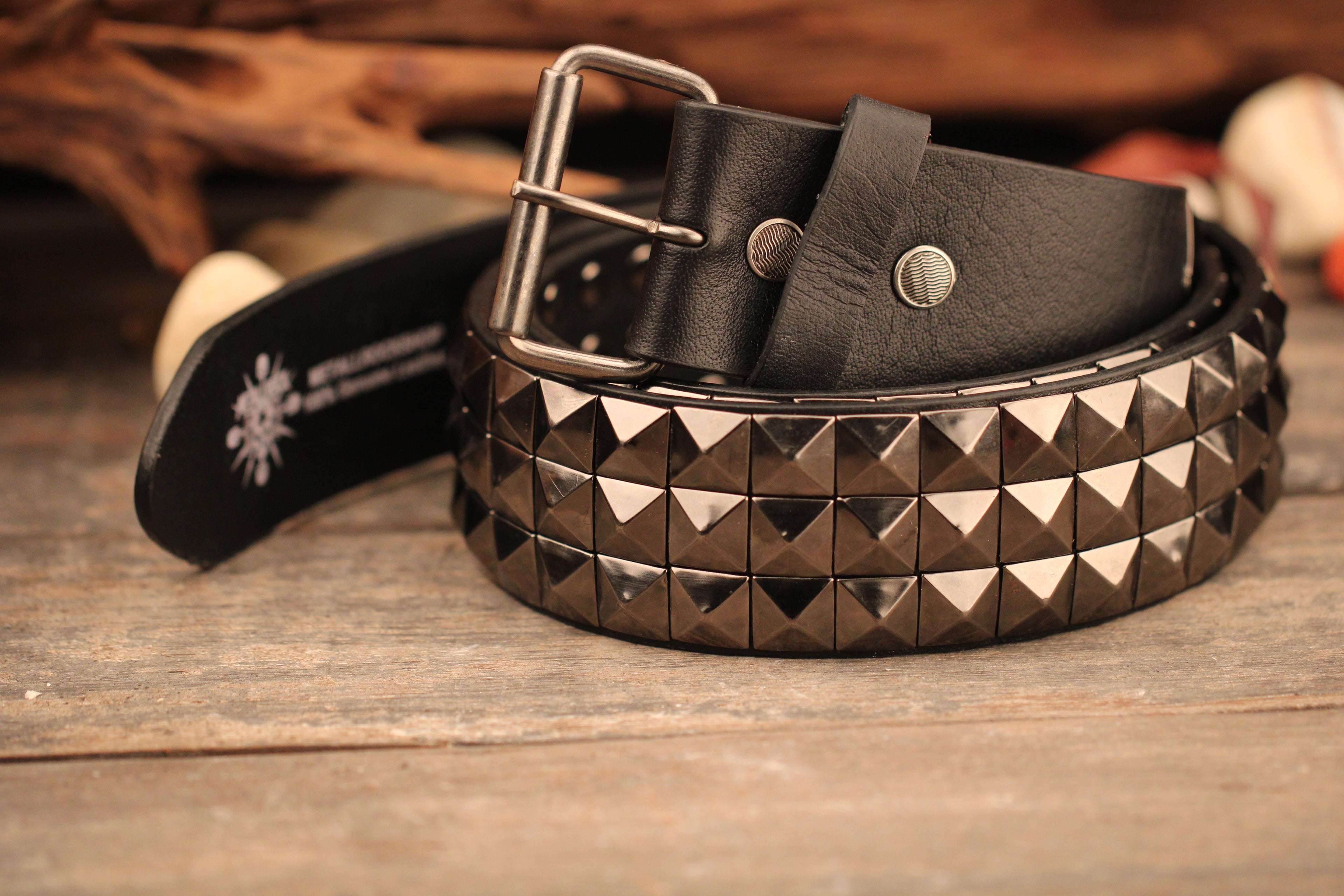 15 mm Stud Oxidized 3 Row