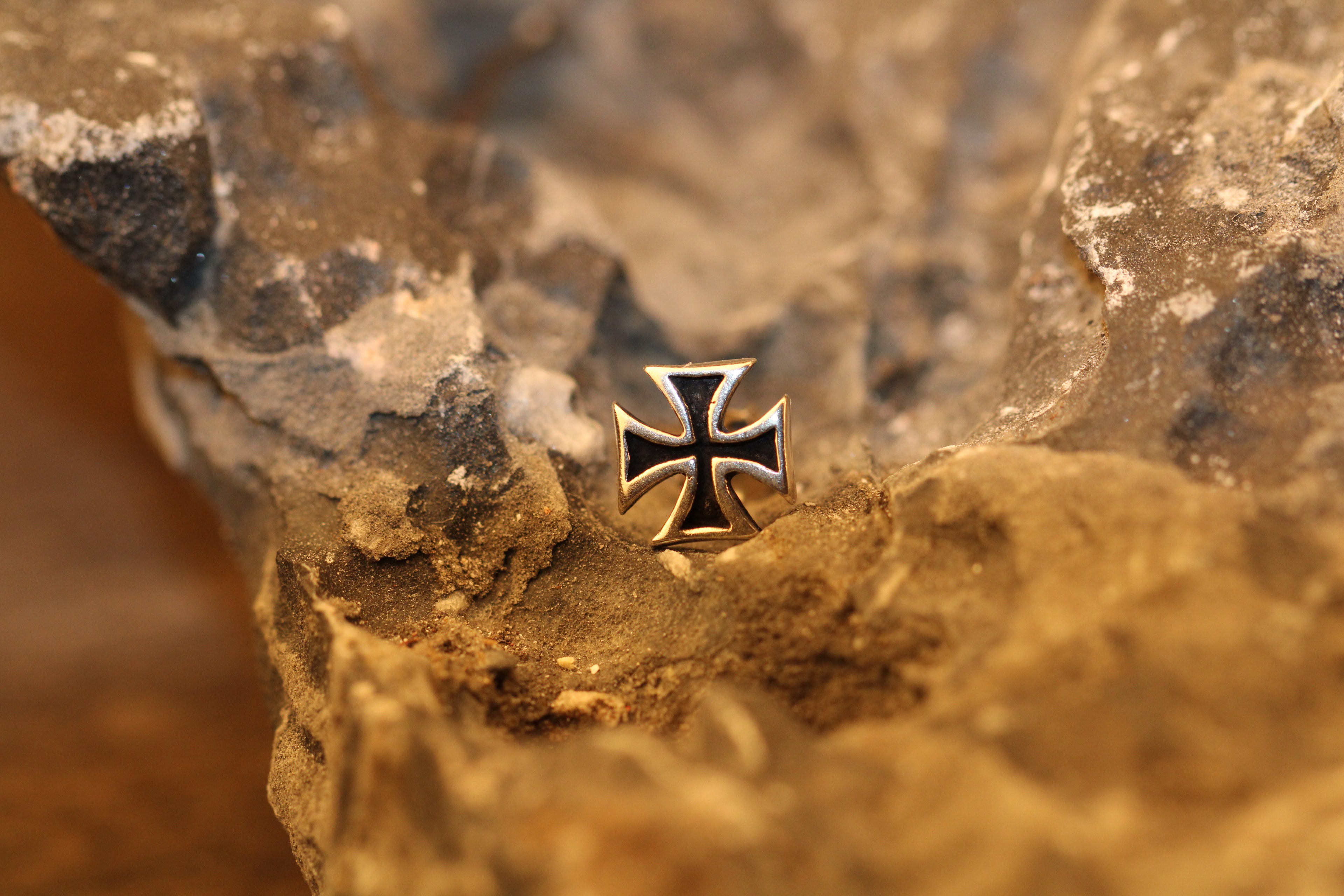 Mini Iron Cross Stud