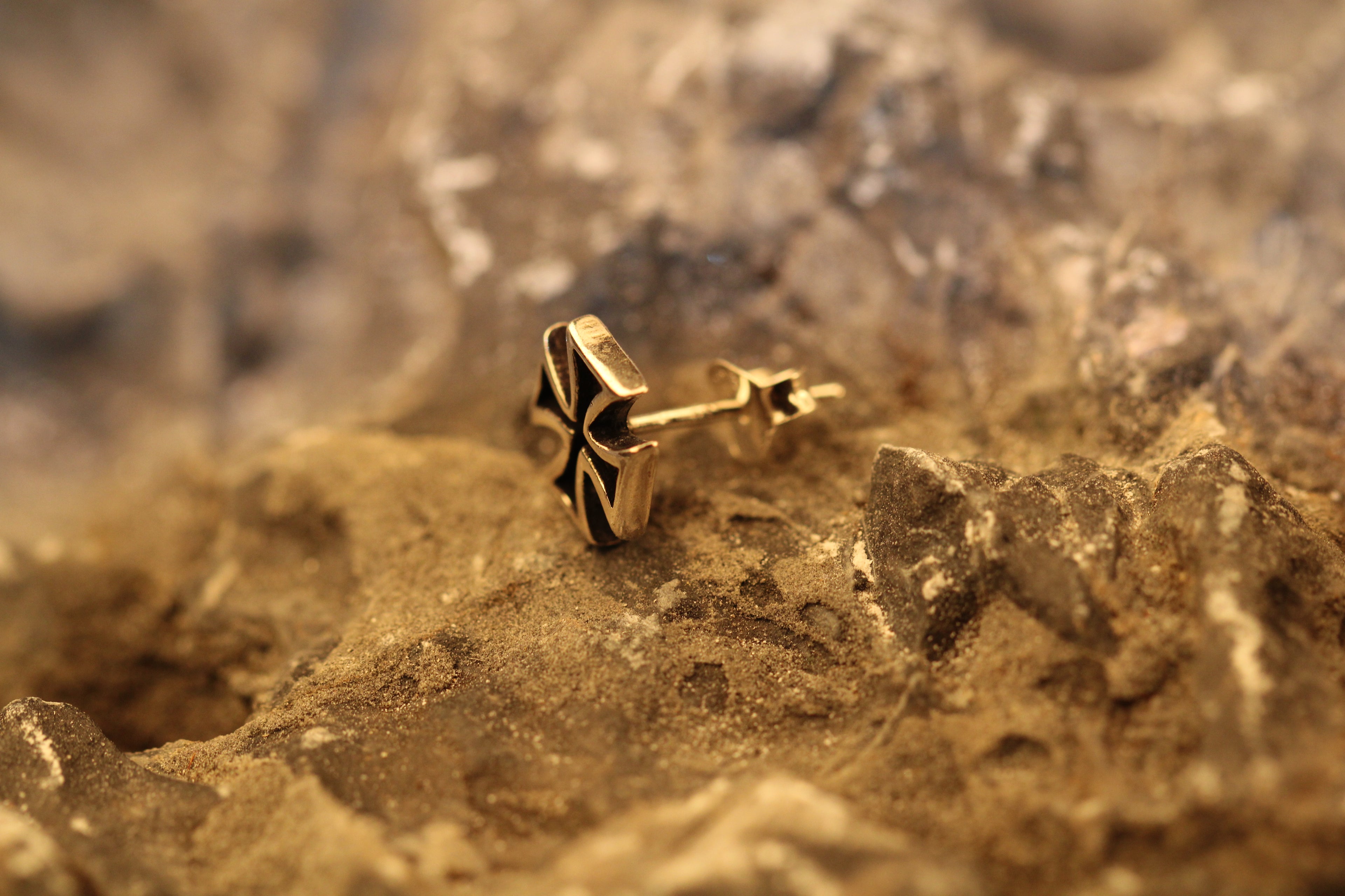 Mini Iron Cross Stud