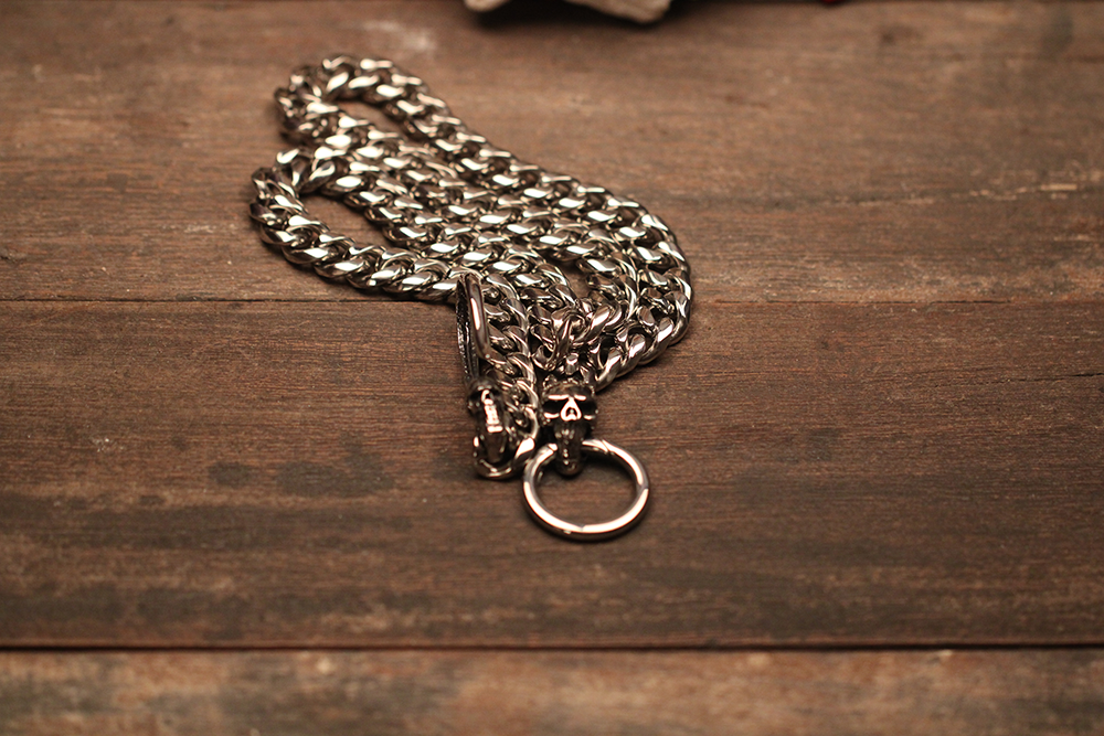 Cuban chain with skull